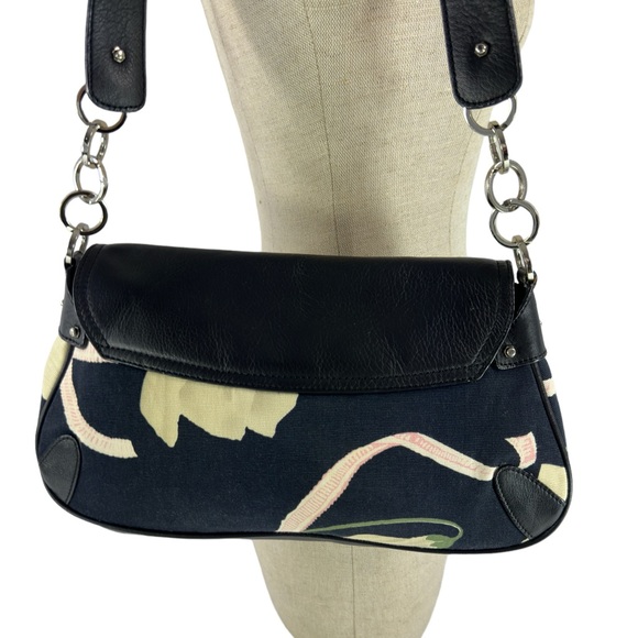 Vintage SALVATORE FERRAGAMO Gancini black canvas and leather shoulder bag flower - Picture 12 of 14